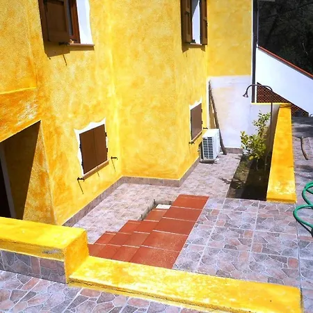 Casa La Taverna Apartment